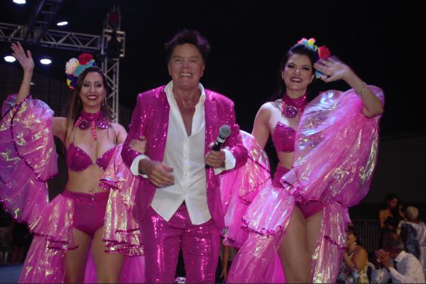 Baile da Melhor Idade: noite encantadora ao ritmo do Trio Los Angeles em Jandira