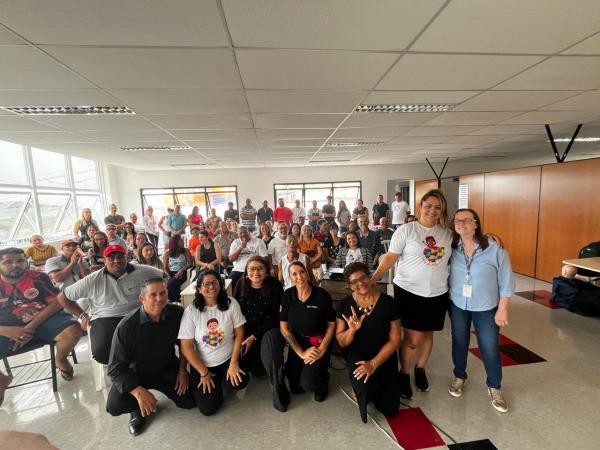 Palestra reuniu mais de 100 “Mães Atípicas” em Cotia