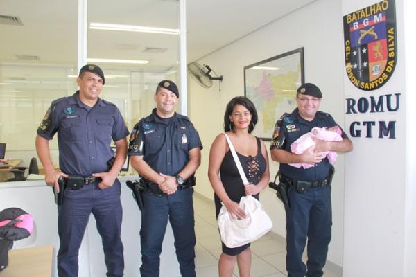 Guardas municipais salvam bebê de 7 dias em Barueri