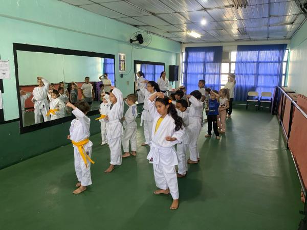 Liga de Karate e prefeitura abrem novo horário e oferecem aulas de Karate