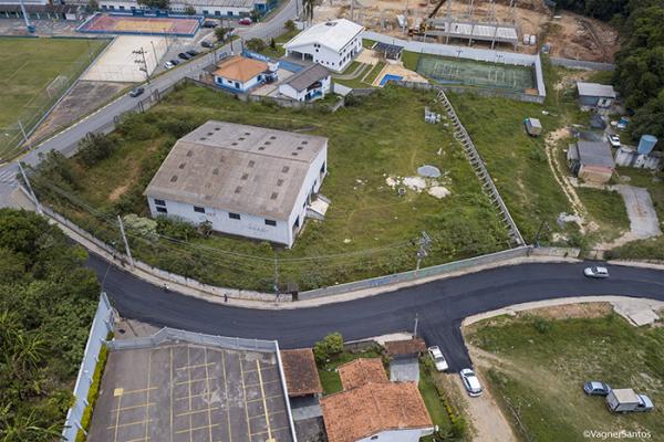 Programa Asfalto Novo passa pela Rua Adriano Pires de Oliveira