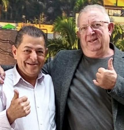 Paulinho ET e Gilberto Camarão concorrem a chapa amigos de bairro do Jd. do Egenho