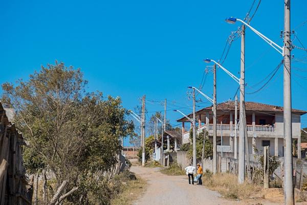 ‘Ilumina Cotia’ chega ao bairro dos Mendes e passa pelo Jardim Belizário
