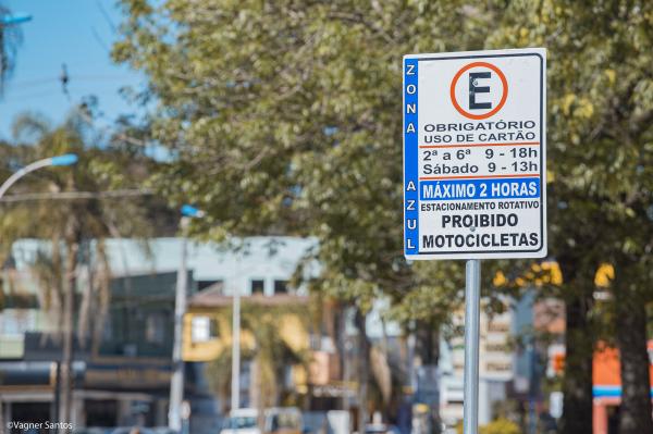 Cobrança de zona azul em Cotia será retomada a partir de segunda-feira (6/07) 