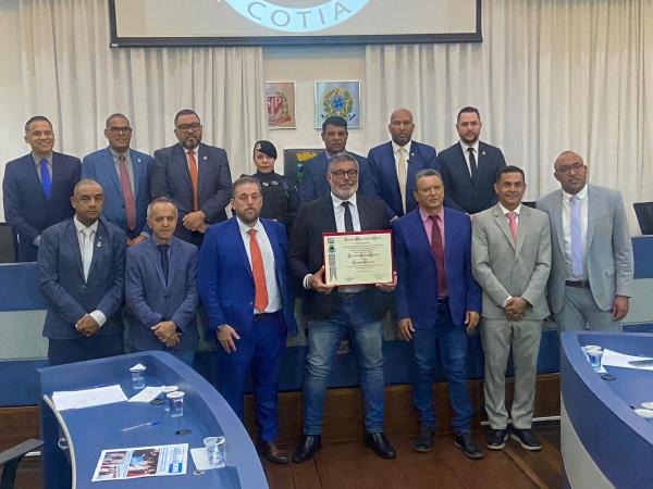 Câmara Municipal celebra trajetória de Alexandre Frota com entrega de título honorário
