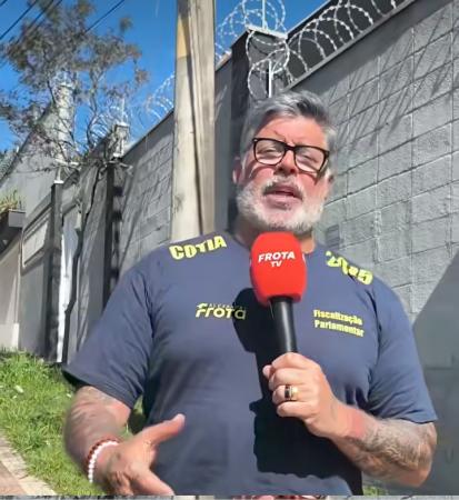 Alexandre Frota encontra Centro de Nefrologia fechado após inauguração em Cotia