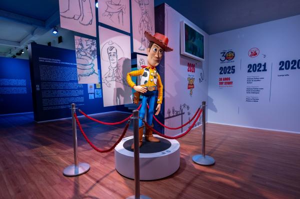ÚLTIMO MÊS | Toy Story ao Infinito e Além: A Exposição