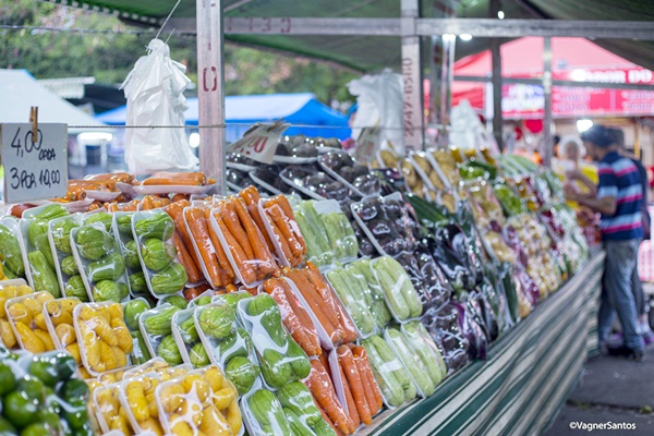 Horário das feiras noturnas é alterado por conta do Plano SP