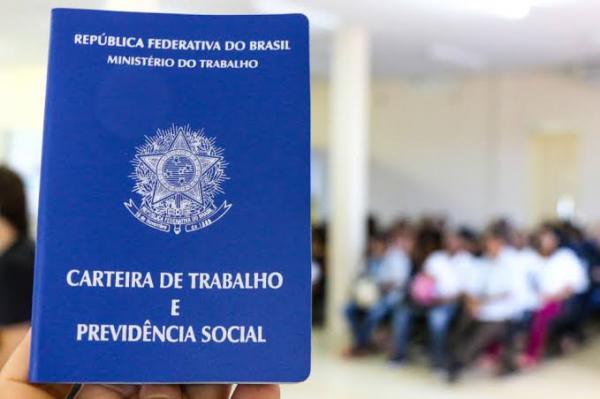Com PAT fechado Carapicuíba oferece vagas por aplicativo