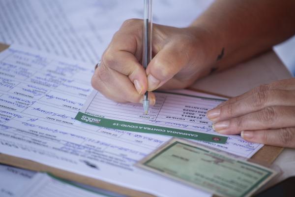 Quase 1000 pessoas não compareceram para tomar a 2ª dose da vacina contra a Covid-19 em Cotia, alerta Saúde