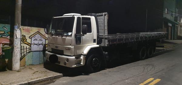 Força Tática prende criminosos por roubo de carga na região de Vargem Grande Paulista