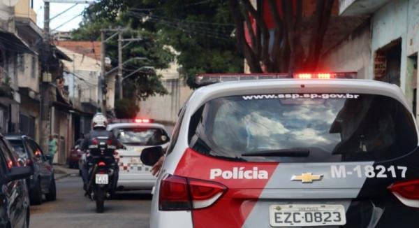 Dois criminosos presos por tentativa de roubo a motorista de aplicativo em Itapevi