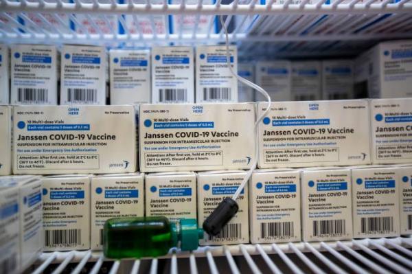 Janssen: 3 milhões de doses devem chegar ao Brasil na terça-feira, 15