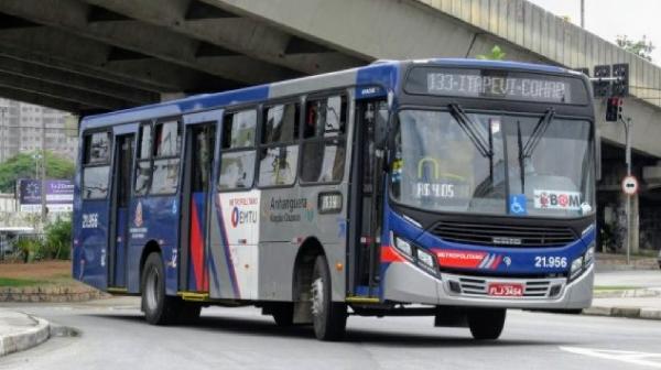 Nova linha da EMTU começa a operar entre Barueri e Cotia