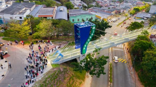 Prefeitura de Jandira inaugura passarela sobre a Via Expressa 