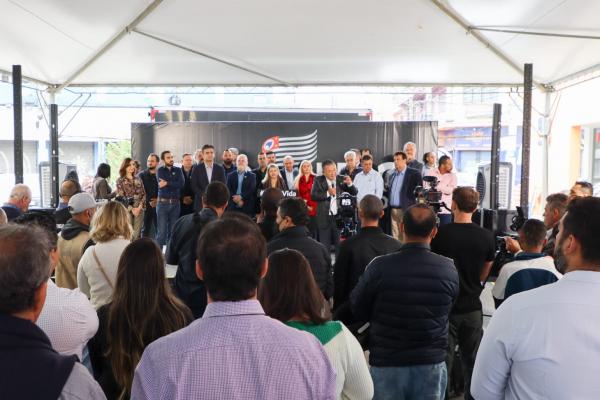 Unidade do Poupatempo de Jandira é entregue pelo Governador Rodrigo Garcia