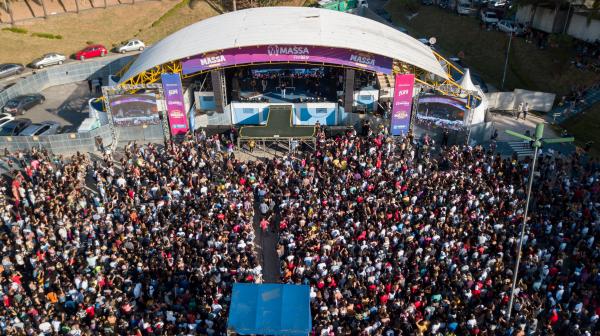 Festa do Trabalhador de Jandira reúne mais de 20 mil pessoas