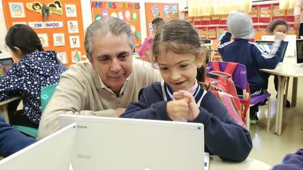 Gestores de Barueri destacam uso da tecnologia na educação 