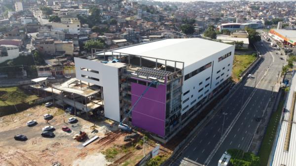 Obra do novo Centro Esportivo do Jardim Silveira está em fase de acabamentos
