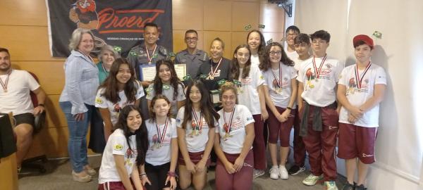  Formatura de 64 crianças do PROERD na Granja Viana