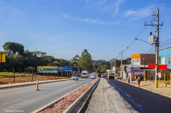 Obra de duplicação da Estrada de Caucaia está 54% concluída