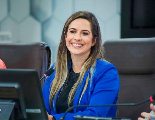 1º Fórum Público sobre Tarifa Zero, promovido pela Vereadora Profª Camila Godoi, lota a Câmara Municipal de Itapevi.