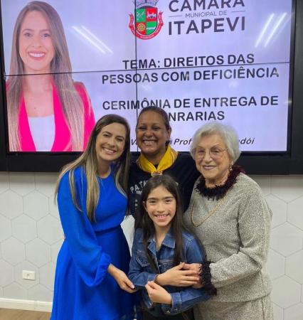 Camila Godoi promove solenidade de destaque para os Direitos das Pessoas com Deficiência em Itapevi.